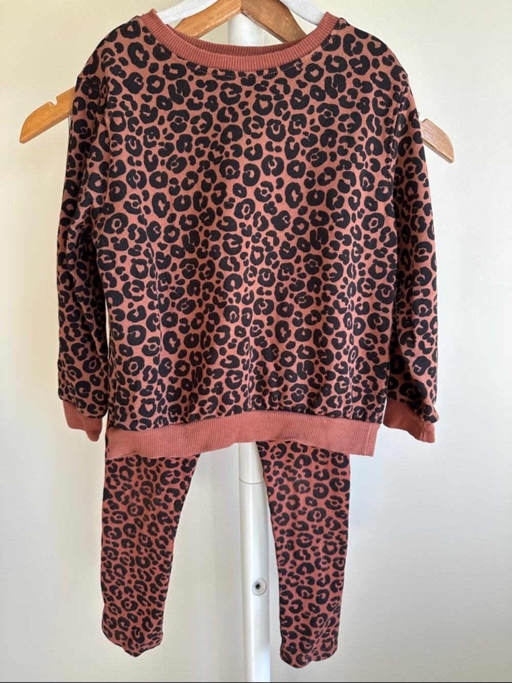 H&M Leopard Print Set Size 5T